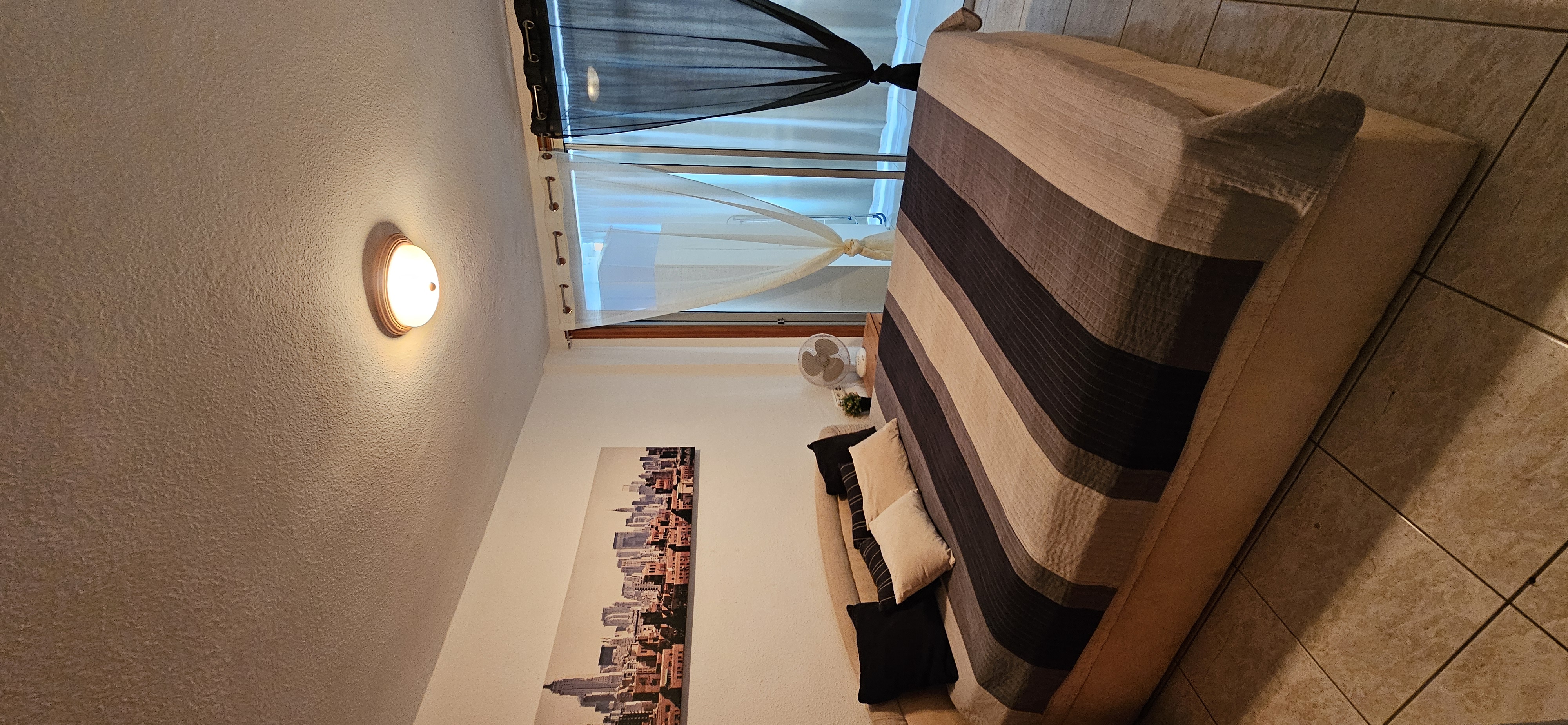 Bedroom with double bed